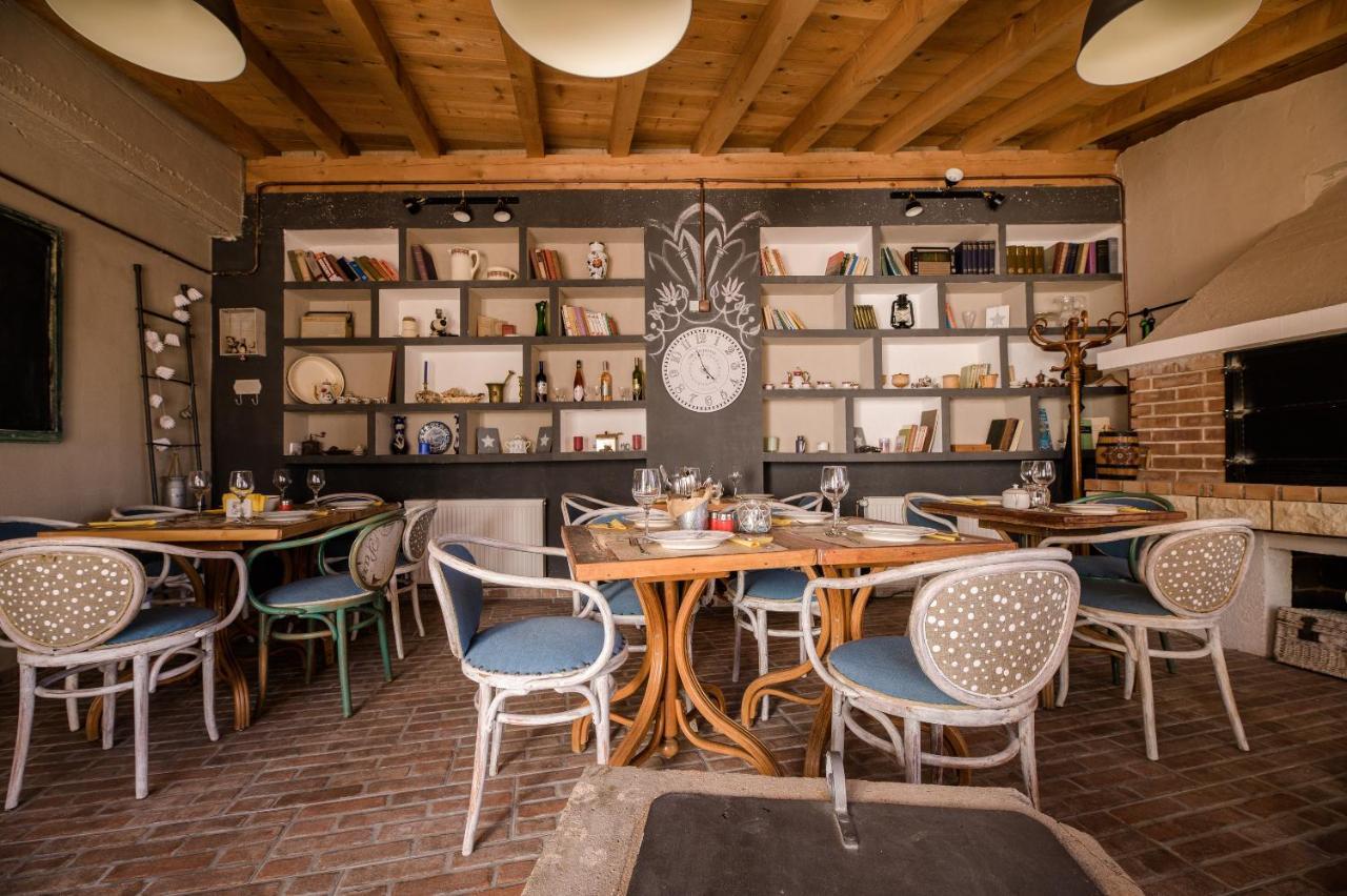 Boutique B&B Mali Pariz Grizane-Belgrad Экстерьер фото